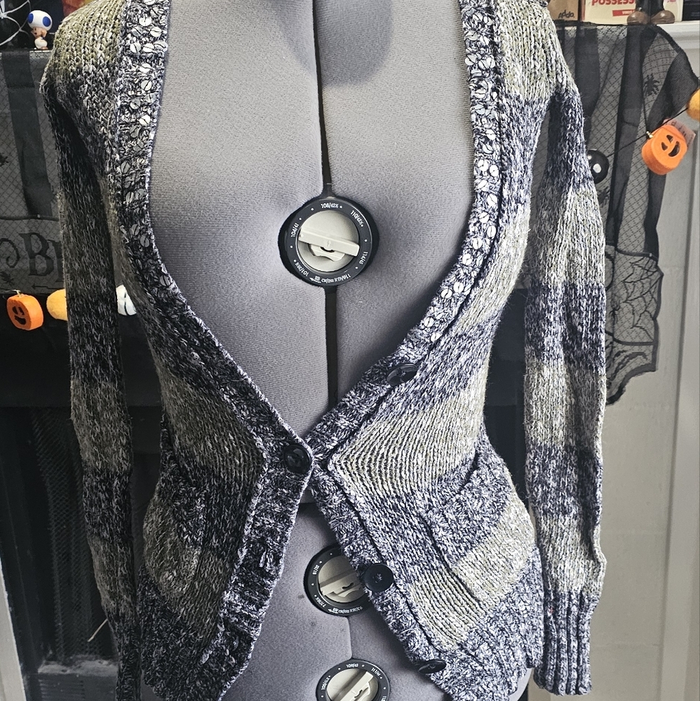 Mudd green and grey button up sweater